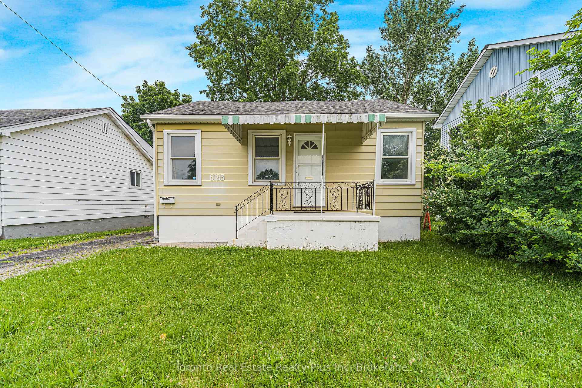 6183 Skinner Street, Niagara Falls, ON, exterior