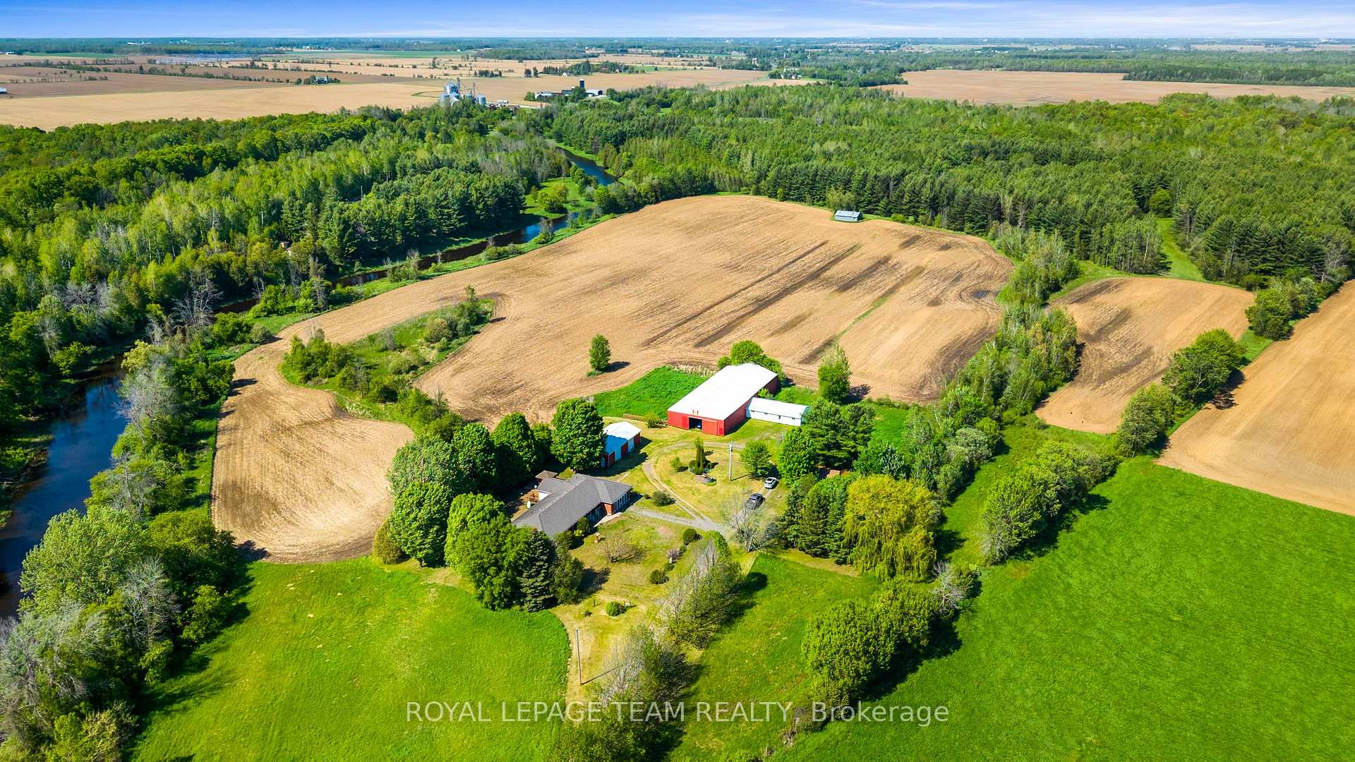 3245 Wallace Road, North Dundas, ON, exterior