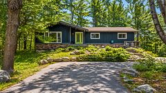 11 Brenda Avenue, Parry Sound, ON, exterior