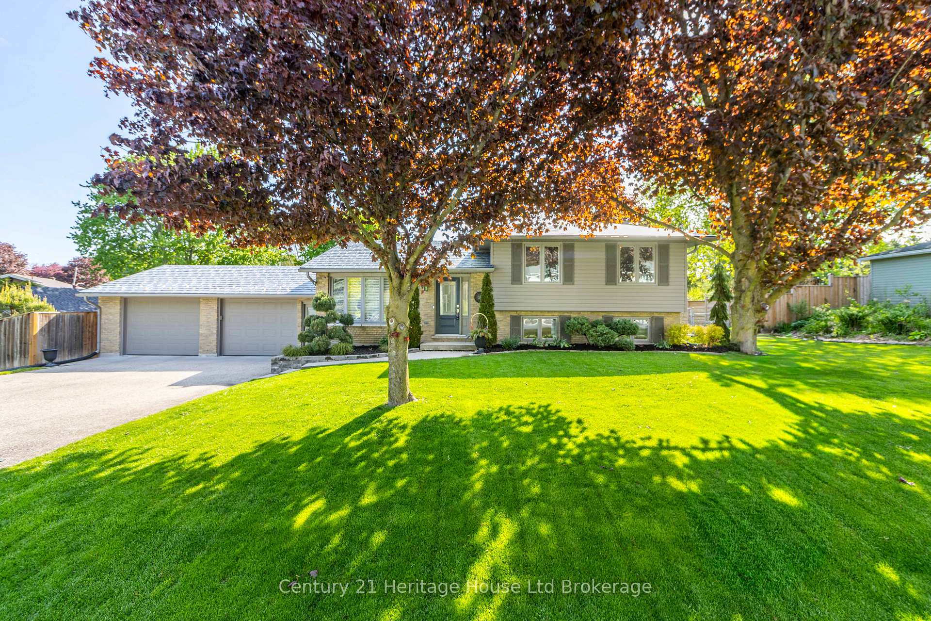 11 Millard Street, South-West Oxford, ON, exterior