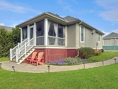 85 - 87 Butternut Lane, Prince Edward County, ON, exterior