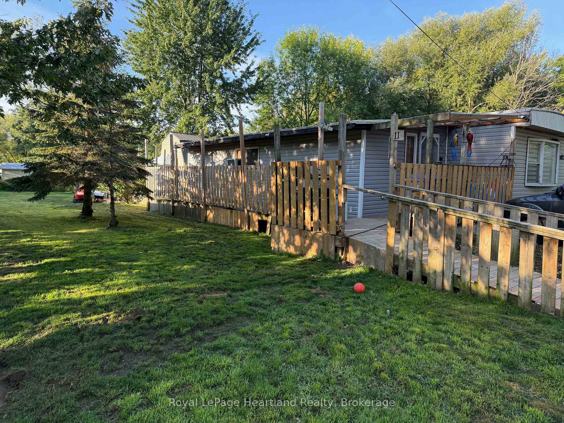 75049 Hensall Road, Huron East, ON, exterior