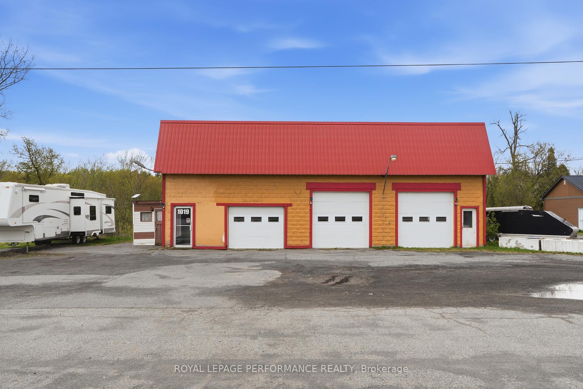 1019 County Rd 17 Road, Champlain, ON, exterior