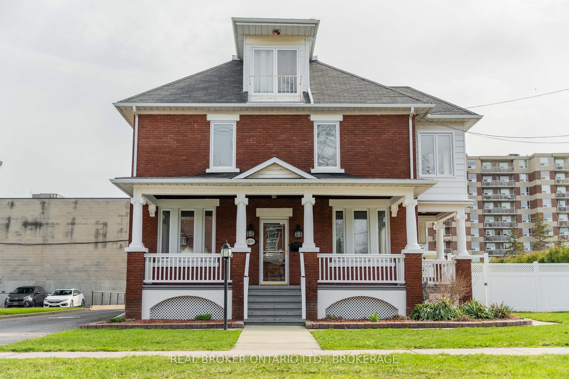 109 York Street, Cornwall, ON, exterior