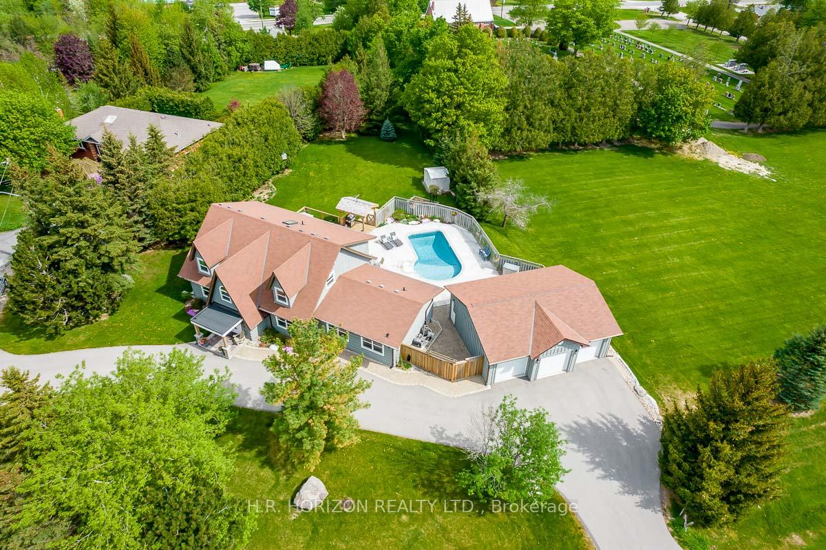 19 Mulock Drive, Bradford West Gwillimbury, ON, exterior