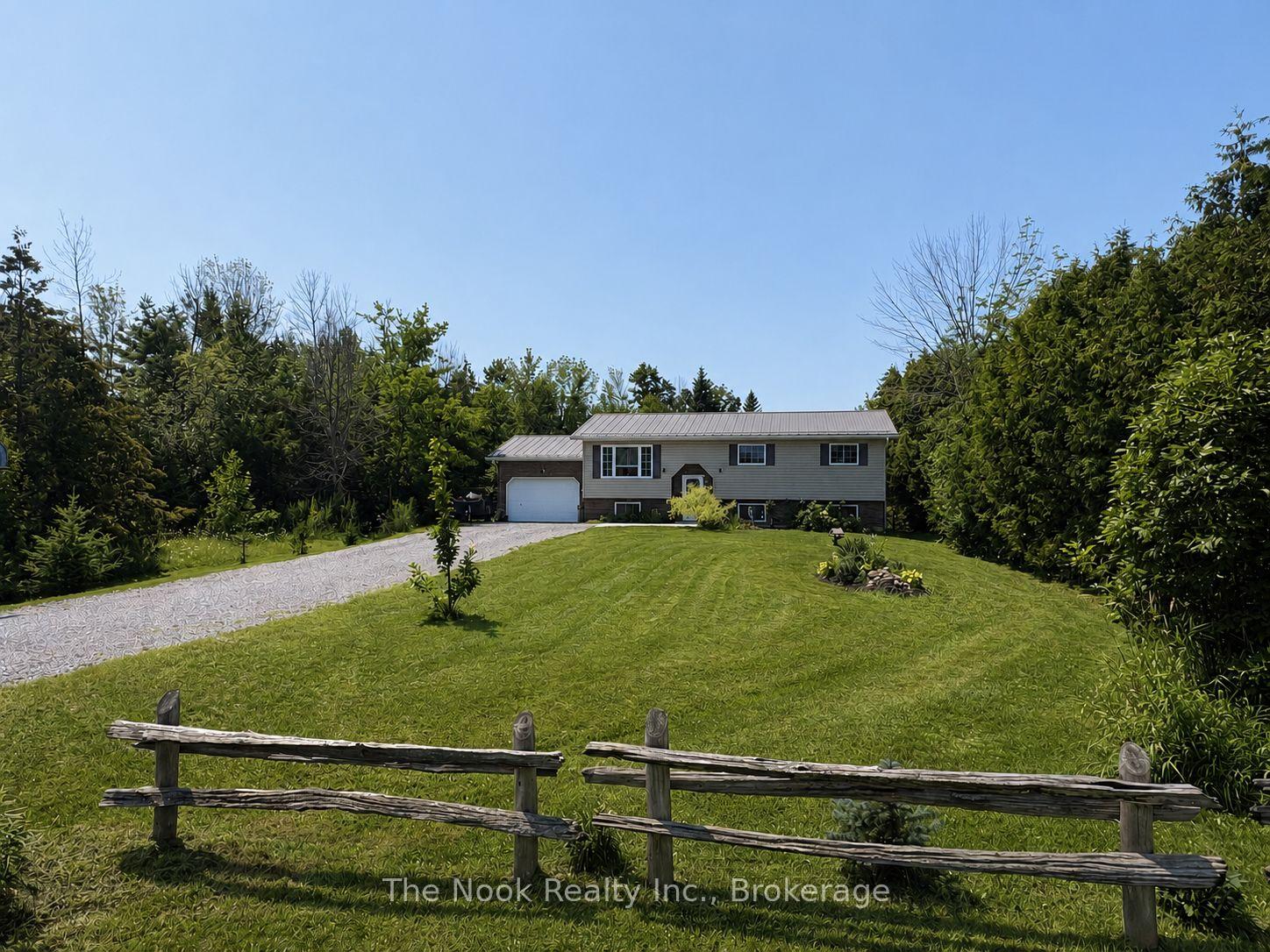 31 Carlton Crescent, Kawartha Lakes, ON, exterior