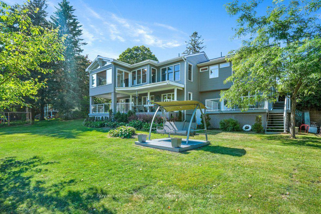 6 Ginnie Street, Parry Sound, ON, exterior