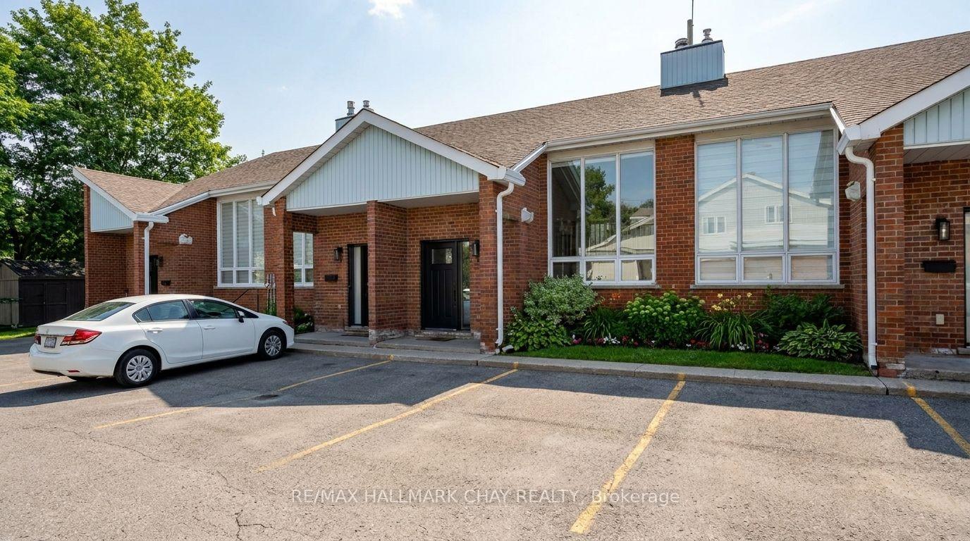 3 - 355 Blake Street, Barrie, ON, exterior