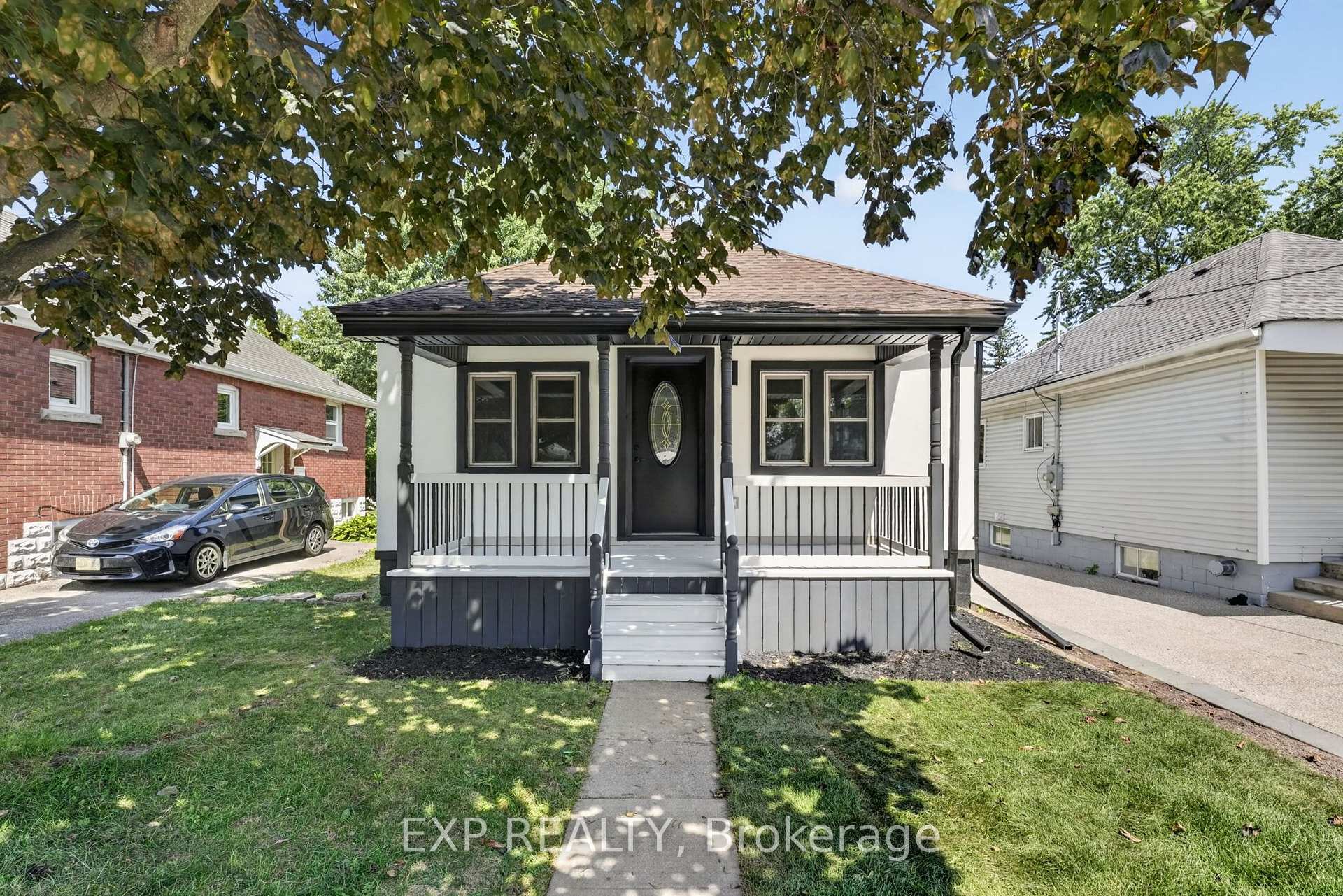 43 Brucedale Avenue E, Hamilton, ON, exterior