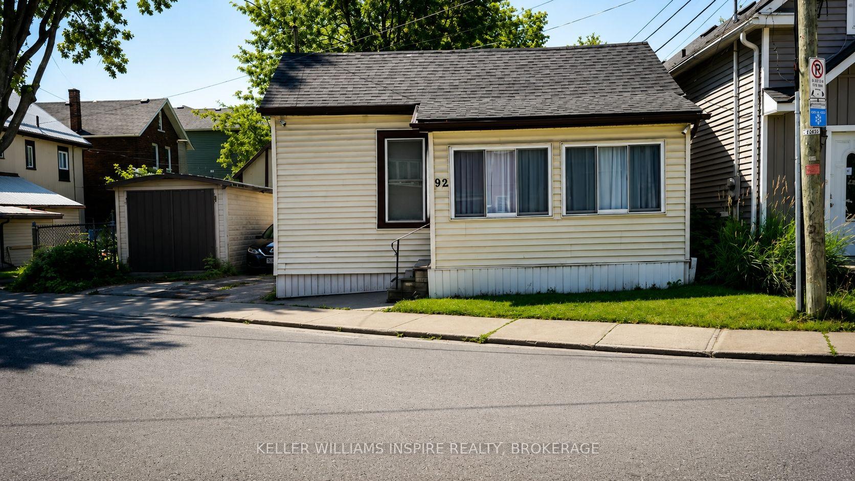 92 ELM Street, Kingston, ON, exterior