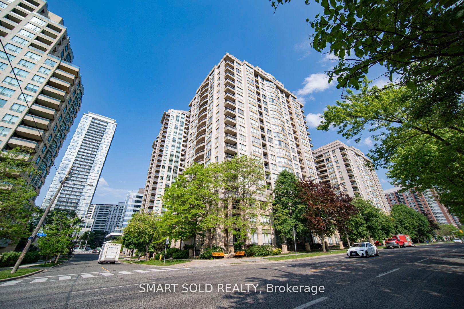 PH210 - 256 Doris Avenue, Toronto C14, ON, exterior