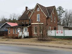 120 ONTARIO Street, Burk's Falls, ON, exterior