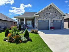 1080 Kincaid Street W, North Perth, ON, exterior