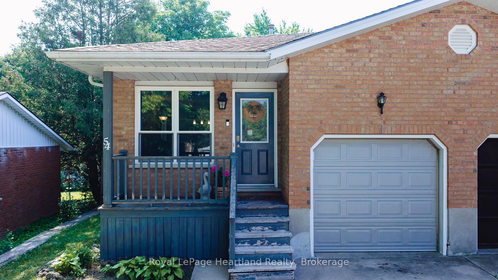 54 Coleman Street, Huron East, ON, exterior