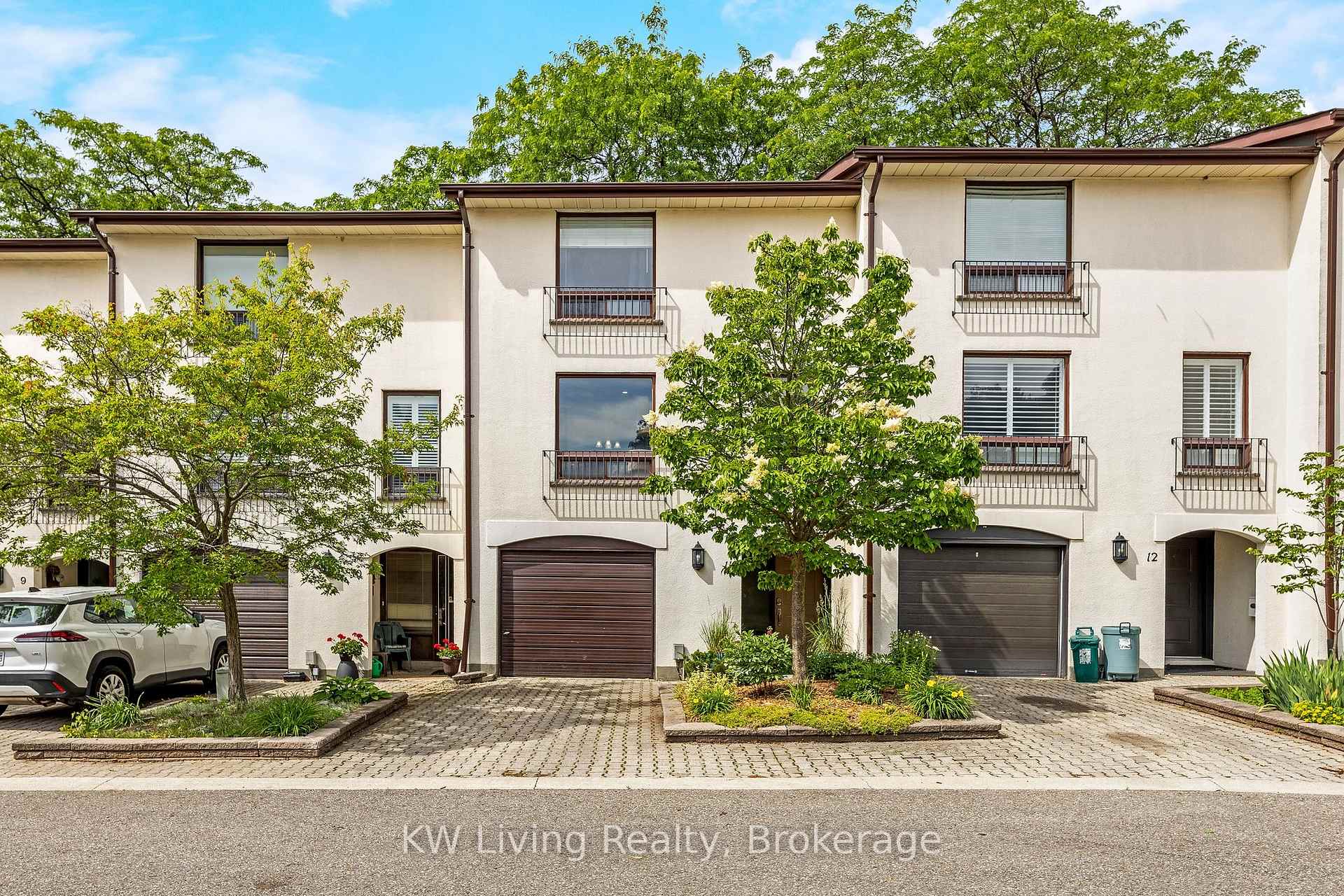 11 - 6679 Shelter Bay Road, Mississauga, ON, exterior