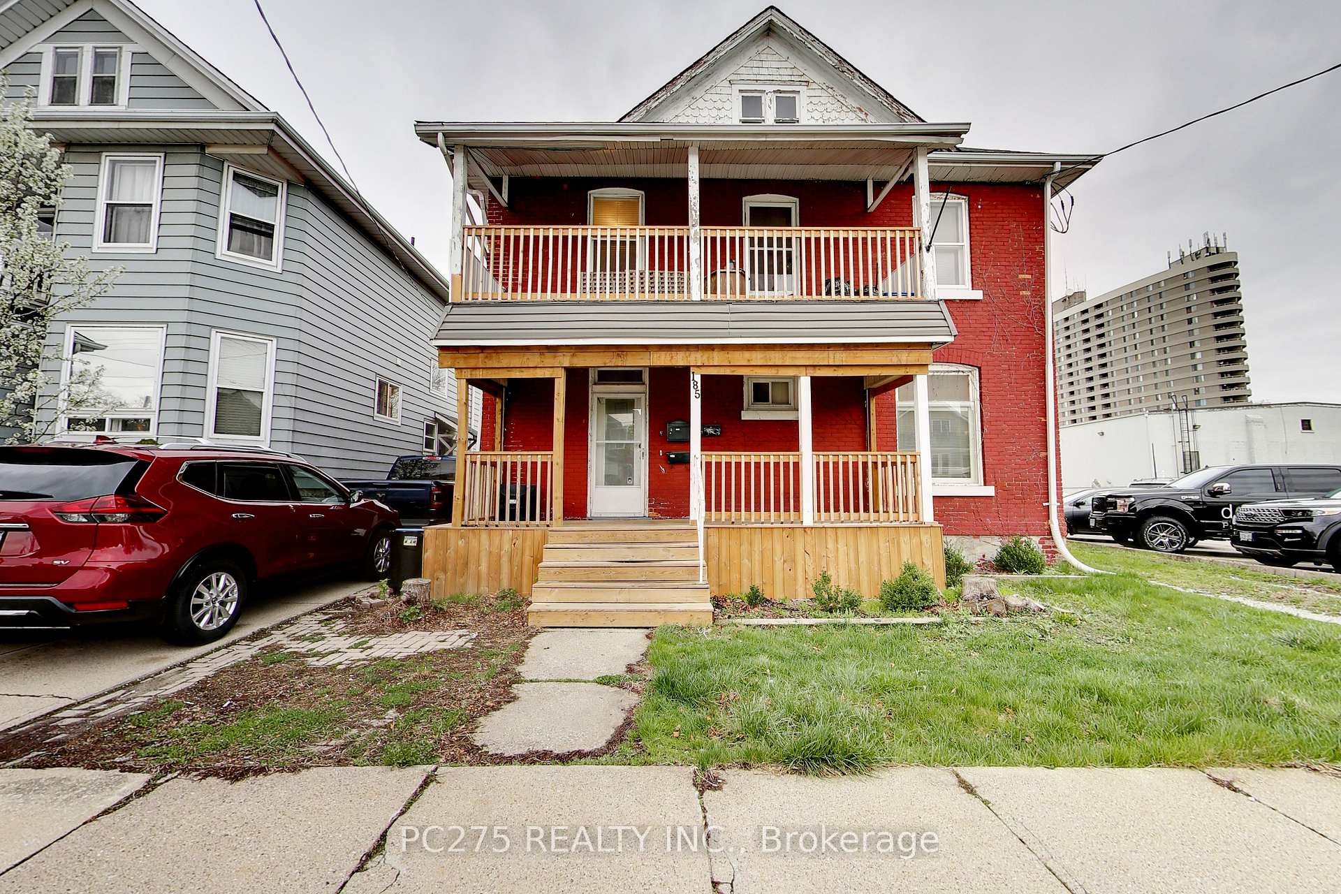 185 Brock Street N, Sarnia, ON, exterior