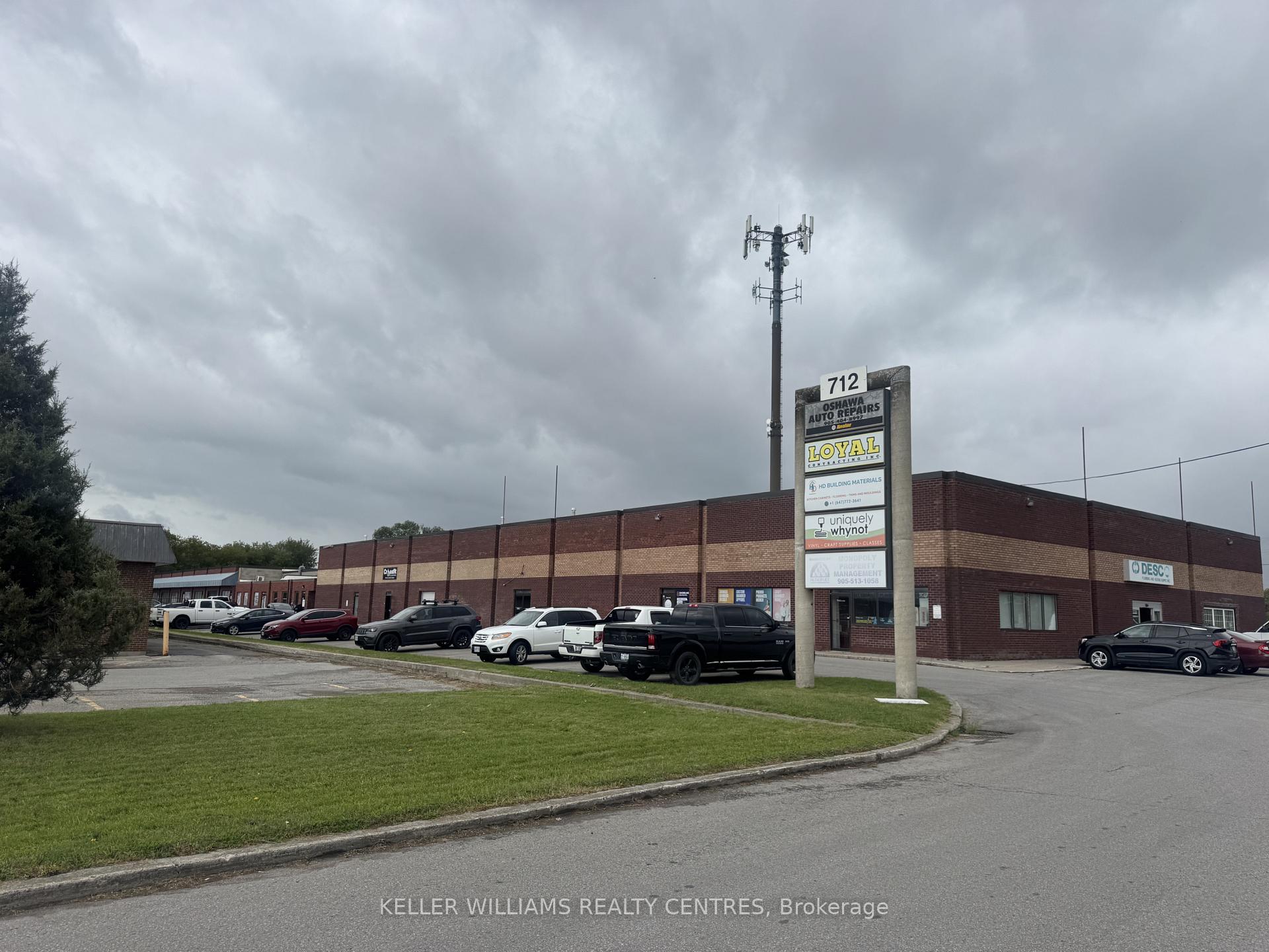 18/19A - 712 Wilson Road S, Oshawa, ON, exterior
