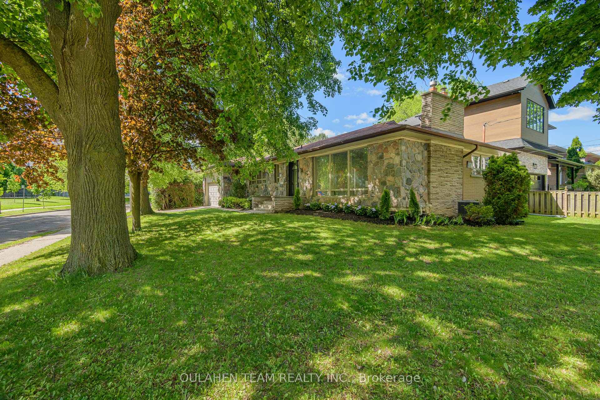 55 Foxwarren Drive, Toronto C15, ON, exterior