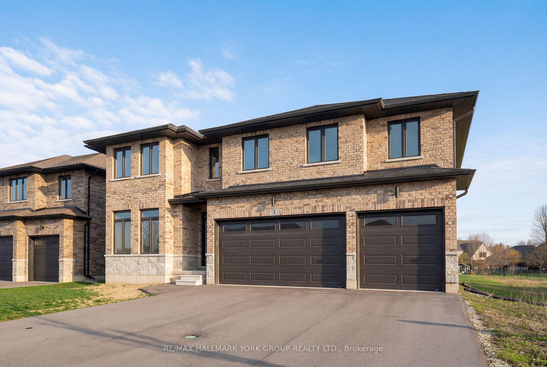 3 Bouw Street, Dutton/Dunwich, ON, exterior