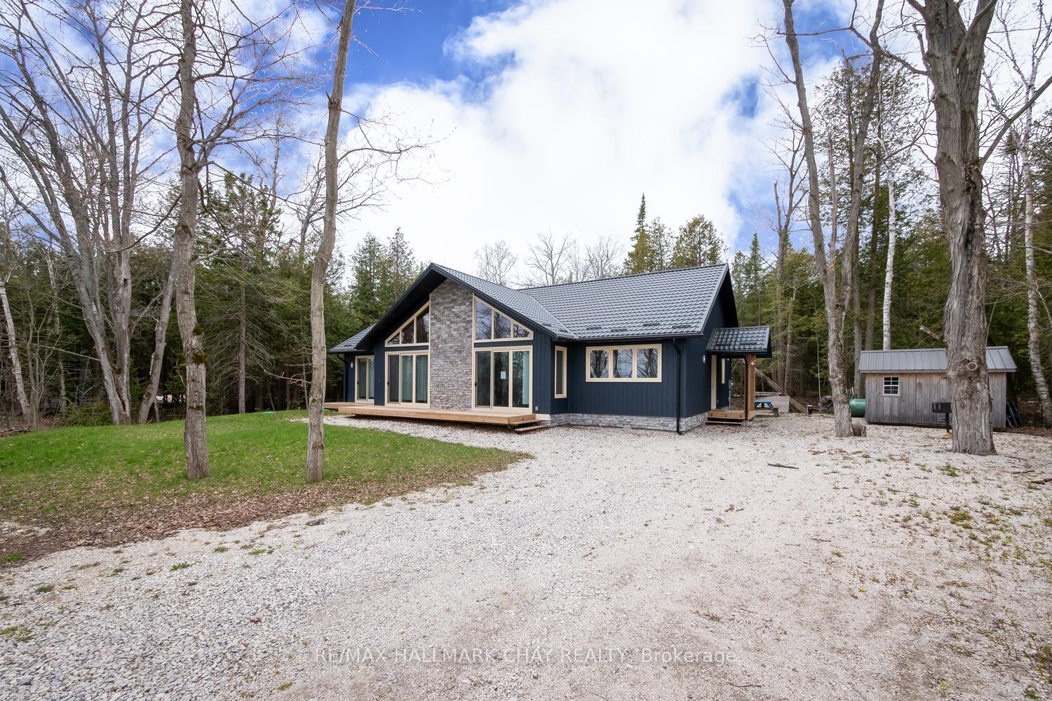 27 Whippoorwill Road, Northern Bruce Peninsula, ON, exterior