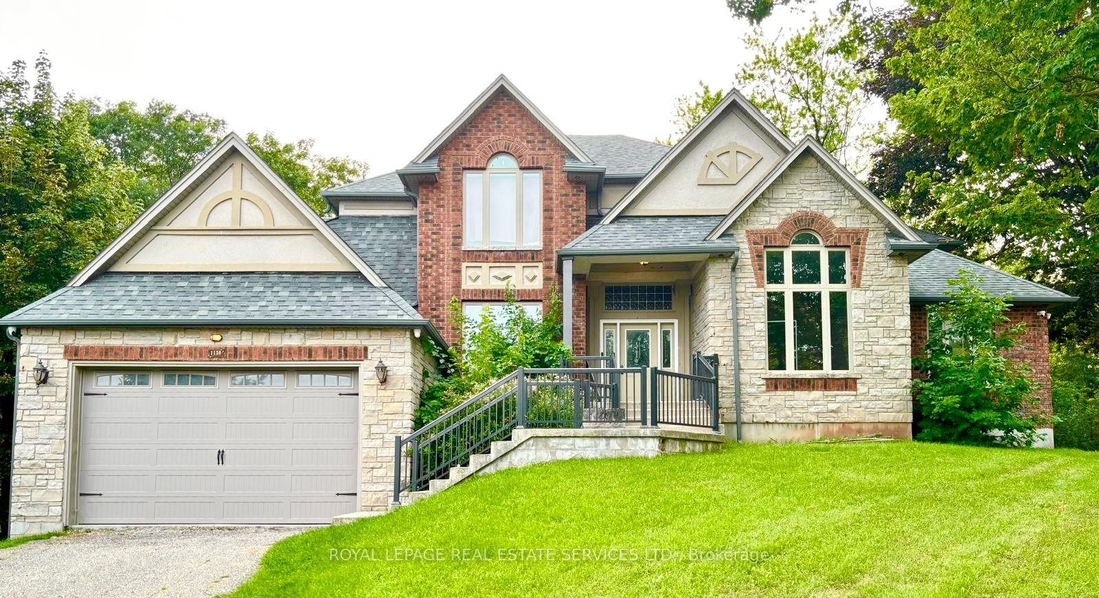 1130 Truman Avenue, Oakville, ON, exterior