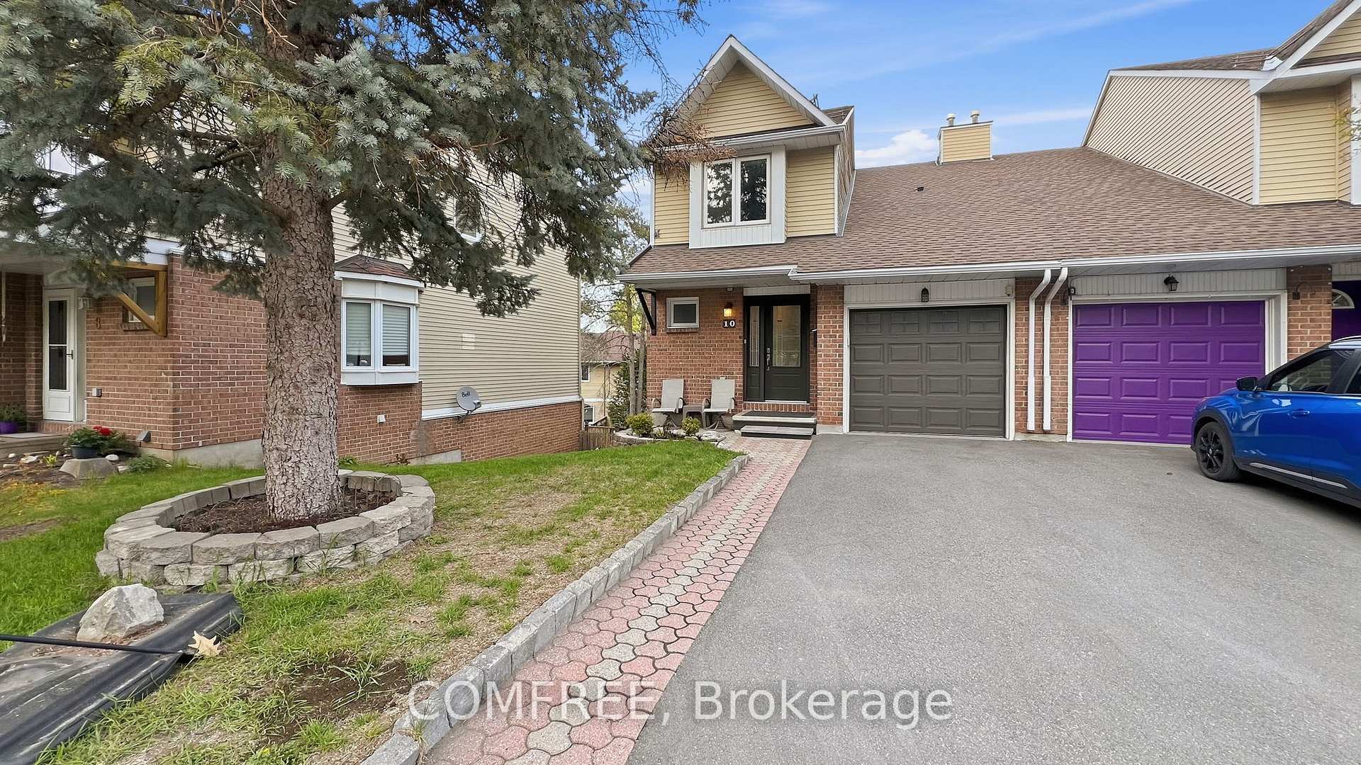 10 Durbin Court, Kanata, ON, exterior