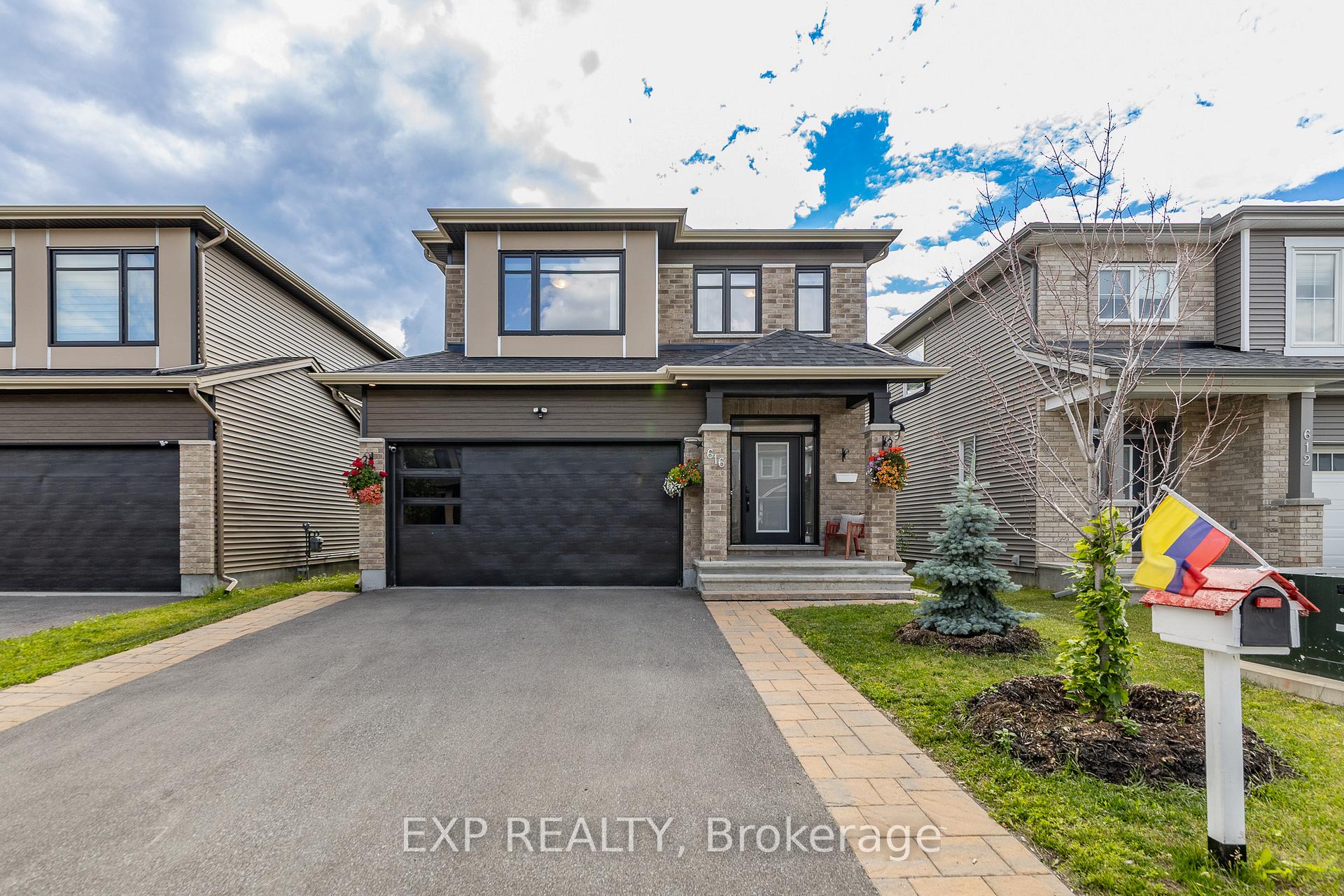 616 Moonflower Crescent, Blossom Park - Airport and Area, ON, exterior