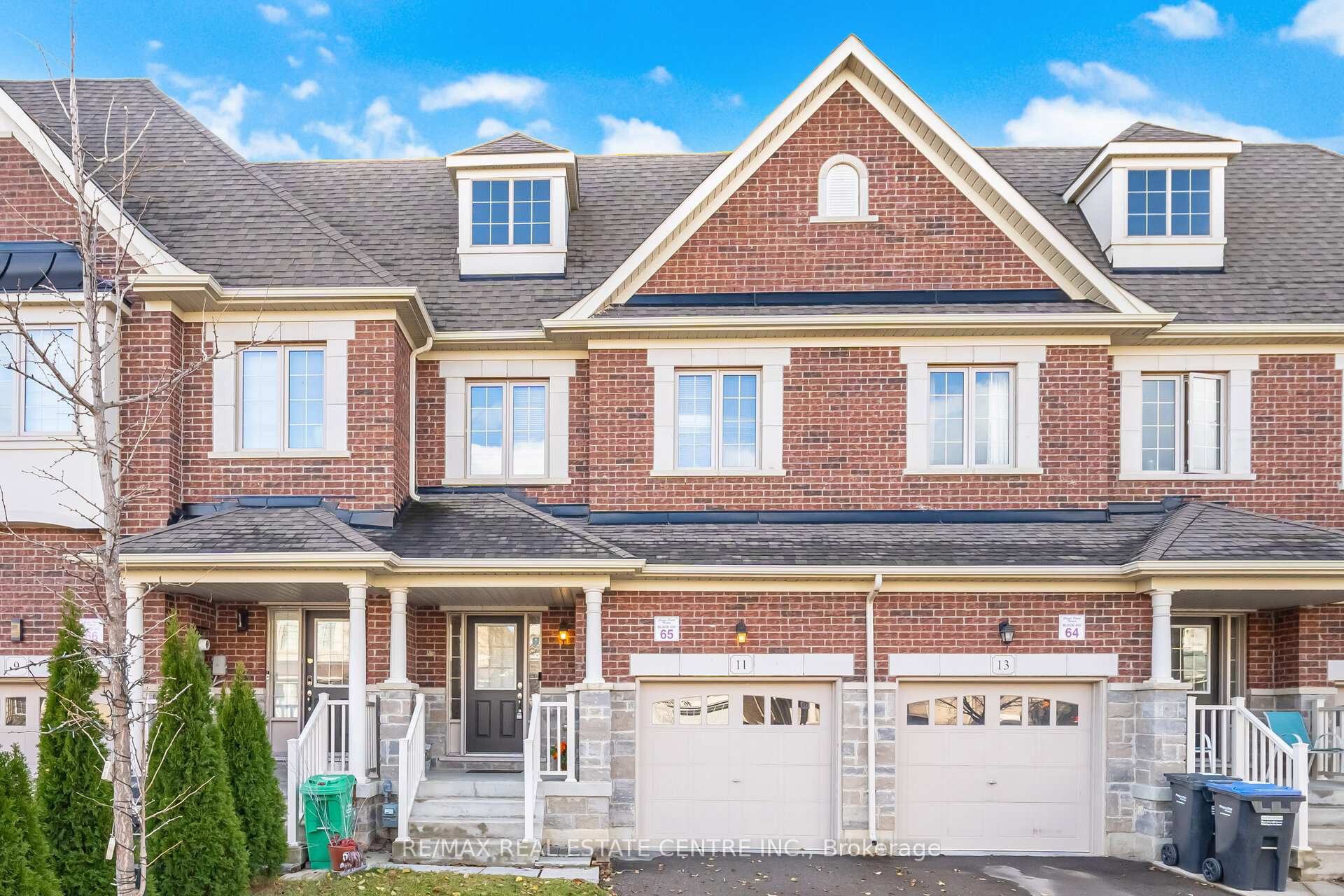 11 Yately Street, Brampton, ON, exterior