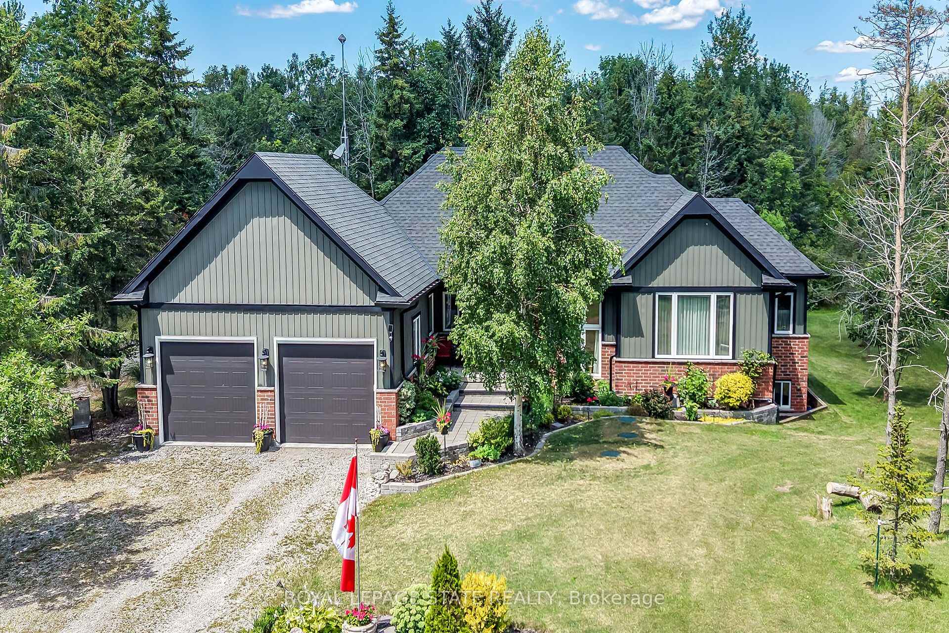 741 South Coast Drive, Haldimand, ON, exterior