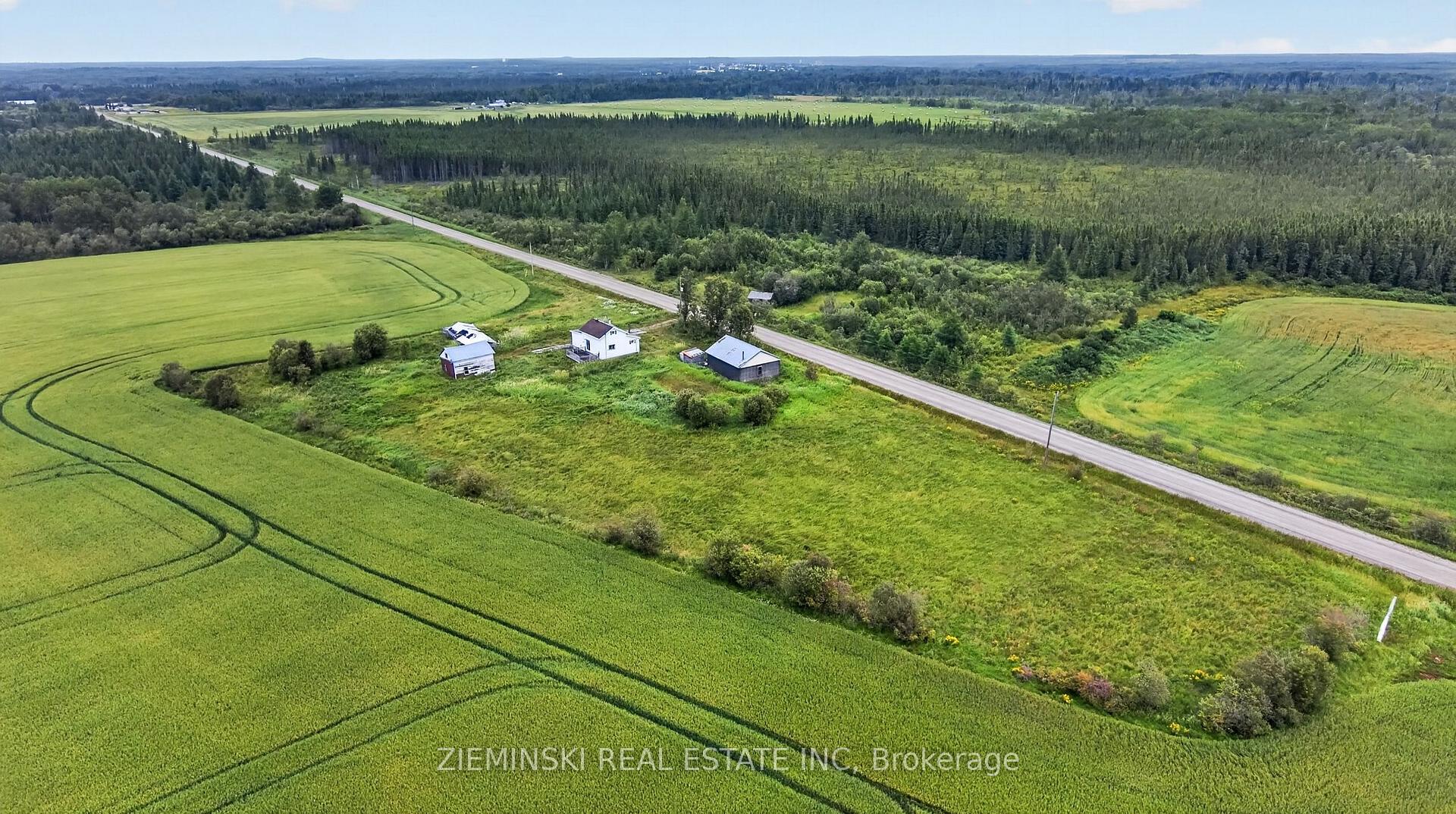 1222 Onagon Road, Iroquois Falls, ON, exterior