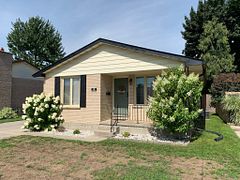 173 Carroll Street W, Strathroy-Caradoc, ON, exterior