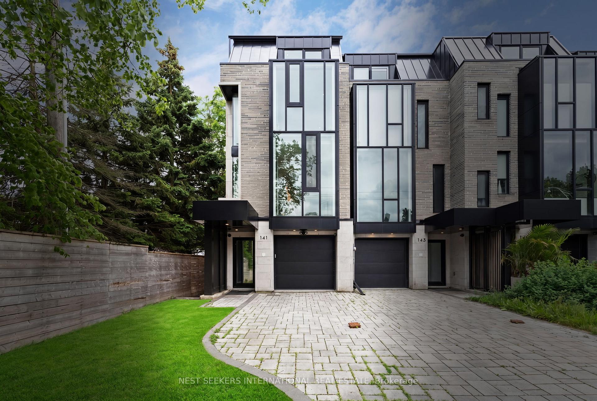 141 Chaplin Crescent, Toronto C03, ON, exterior