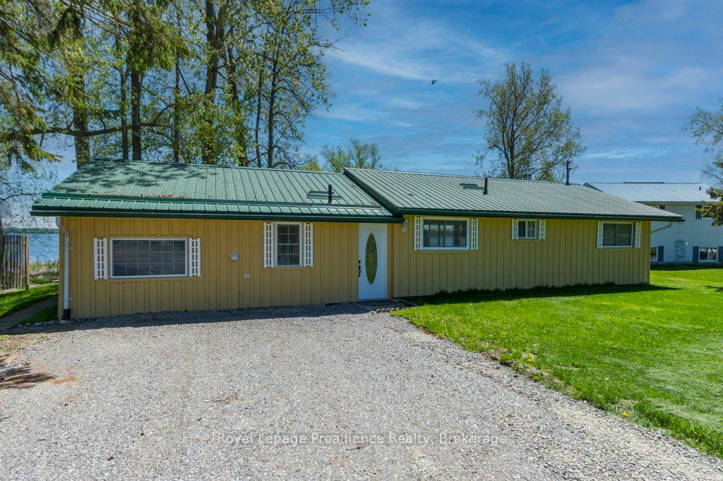 22579 Loyalist Parkway, Quinte West, ON, exterior
