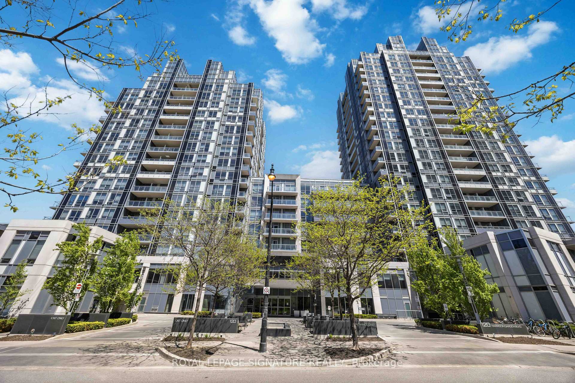 1427 - 120 Harrison Garden Boulevard, Toronto C14, ON, exterior
