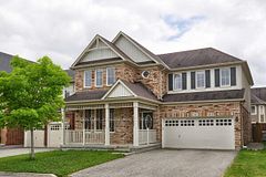 40 Beattie Crescent, Cambridge, ON, exterior