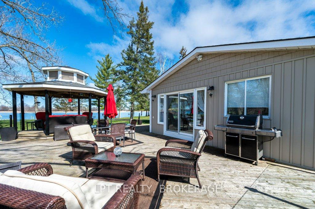 1137i County 9 Road, Greater Napanee, ON, exterior