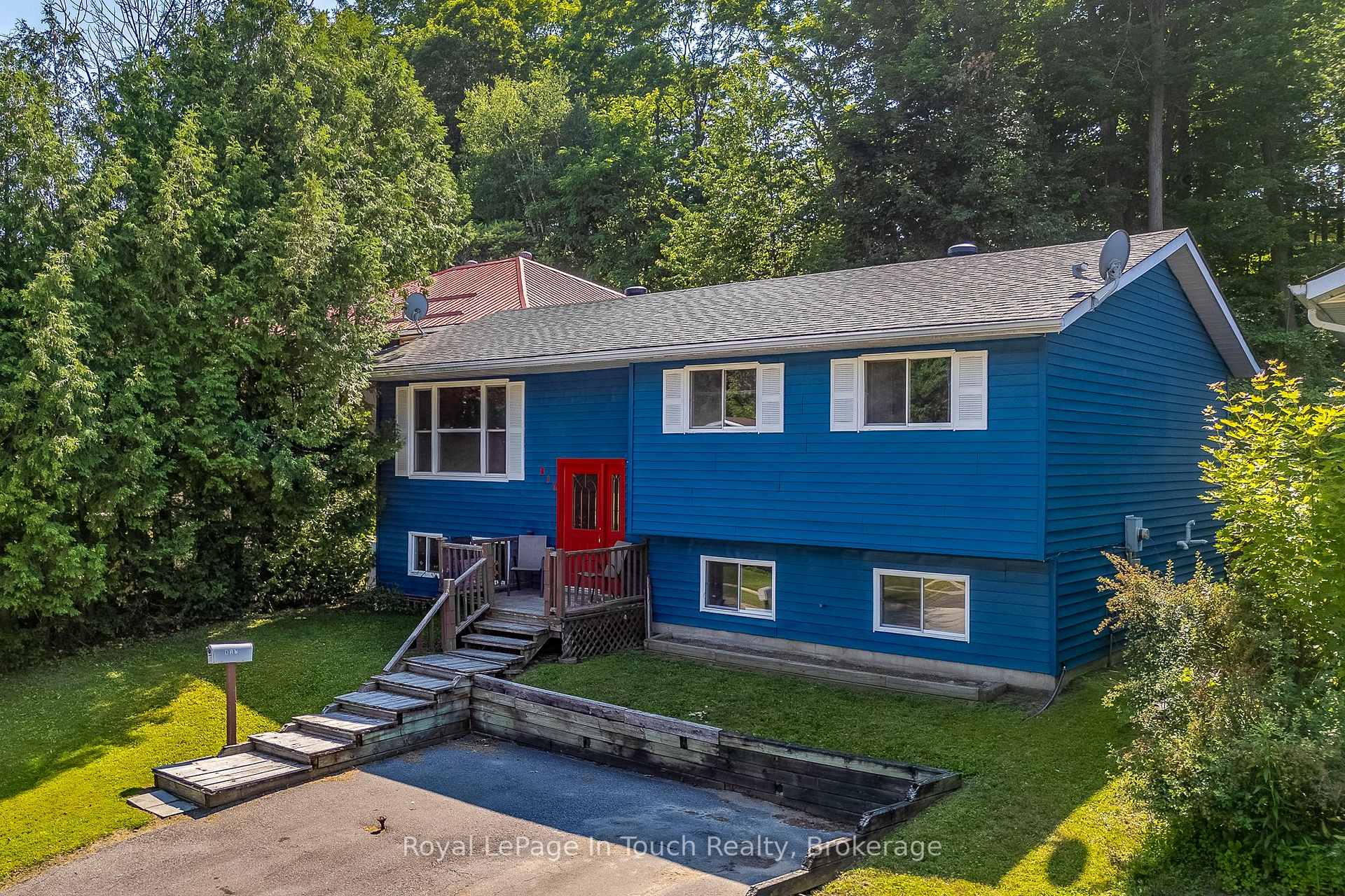 817 Birchwood Drive, Midland, ON, exterior