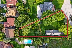 28 Thomas Avenue, Toronto E10, ON, exterior