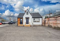 53 Hartzel Road, St. Catharines, ON, exterior