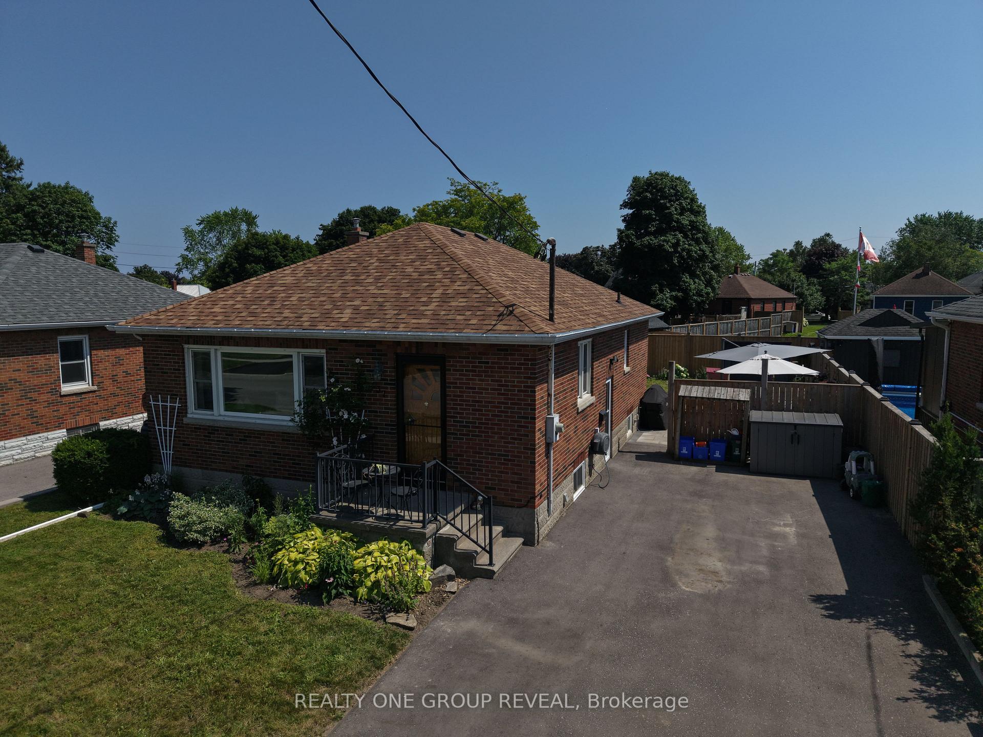 37 Prince Street, Clarington, ON, exterior