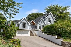 293 North Shore Boulevard E, Burlington, ON, exterior