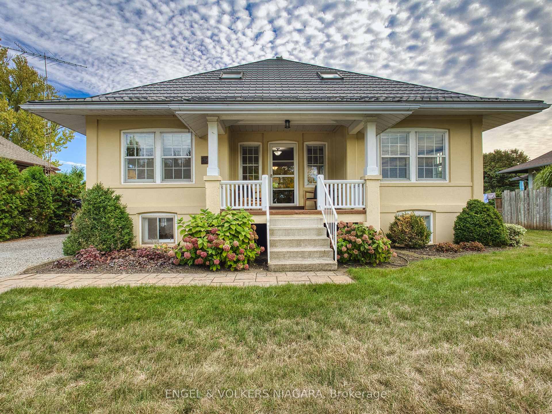 1577 Line 6 Road, Niagara-on-the-Lake, ON, exterior