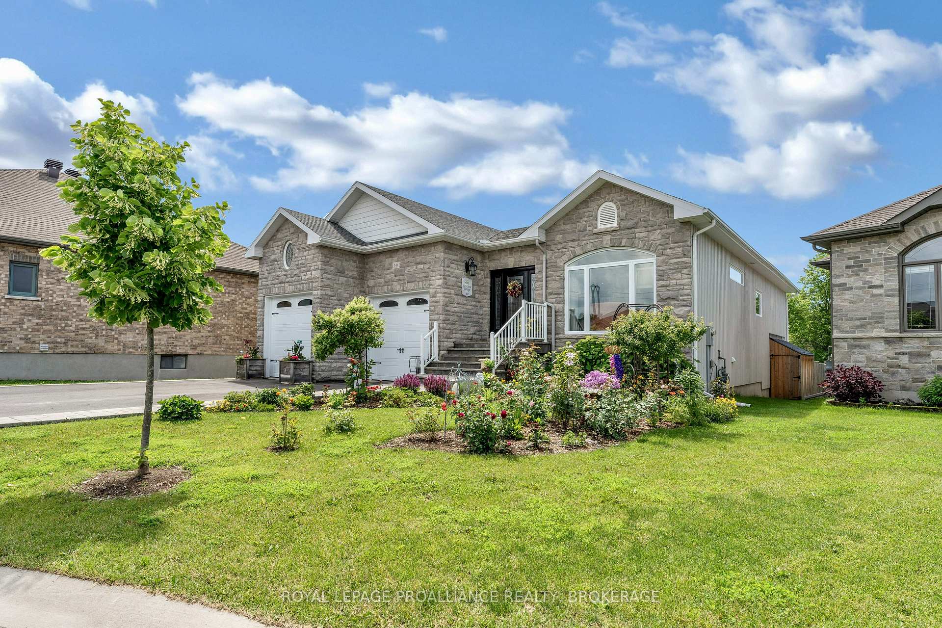 861 Windermere Drive, Kingston, ON, exterior