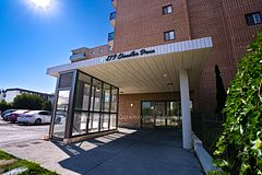 203 - 279 Chandler Drive, Waterloo, ON, exterior