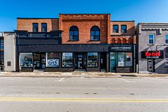 9 Queen Street W, Springwater, ON, exterior