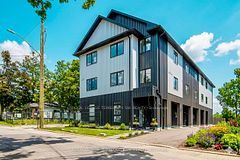 204 - 145 Clapperton Street, Barrie, ON, exterior