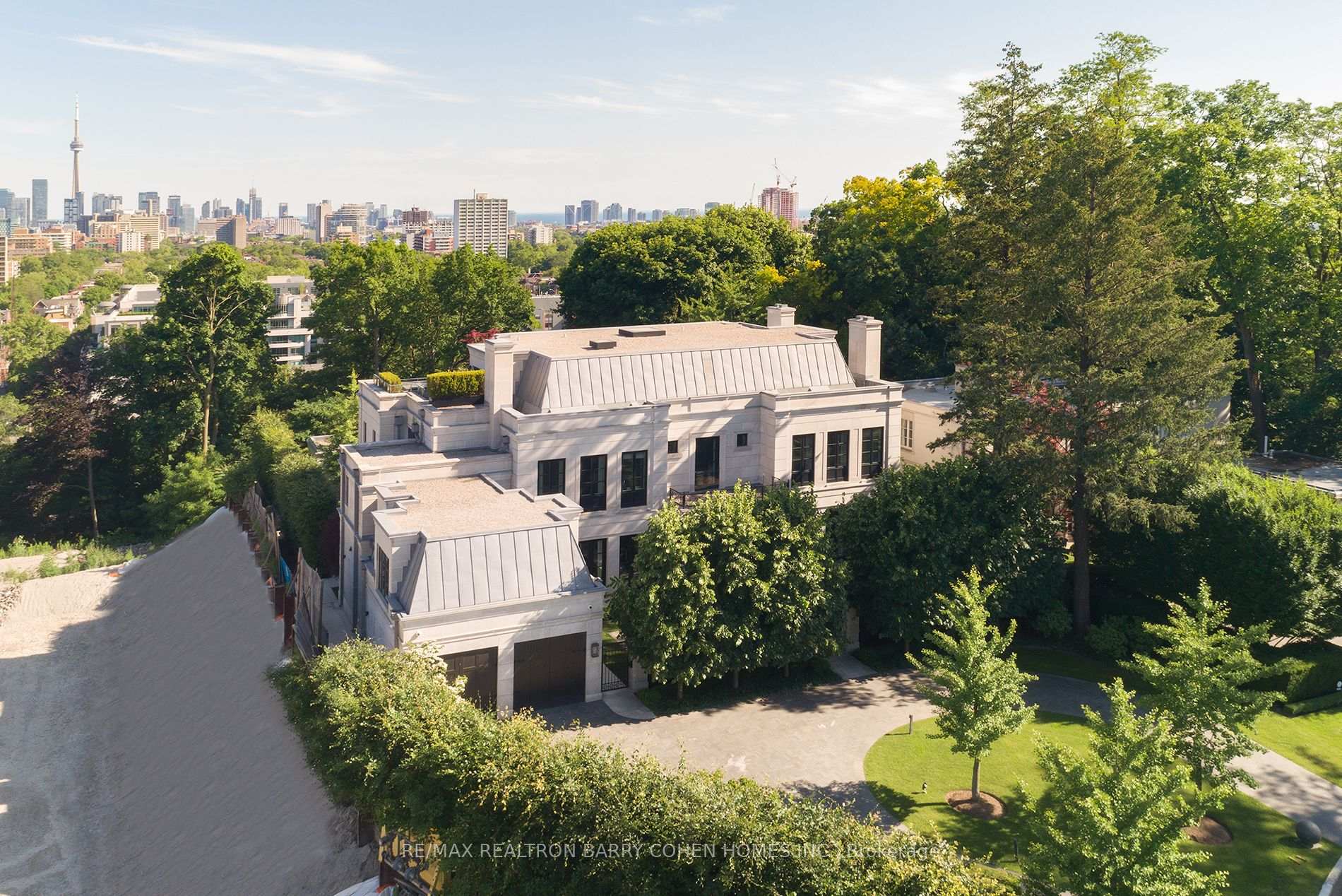 17 Ardwold Gate, Toronto C02, ON, exterior