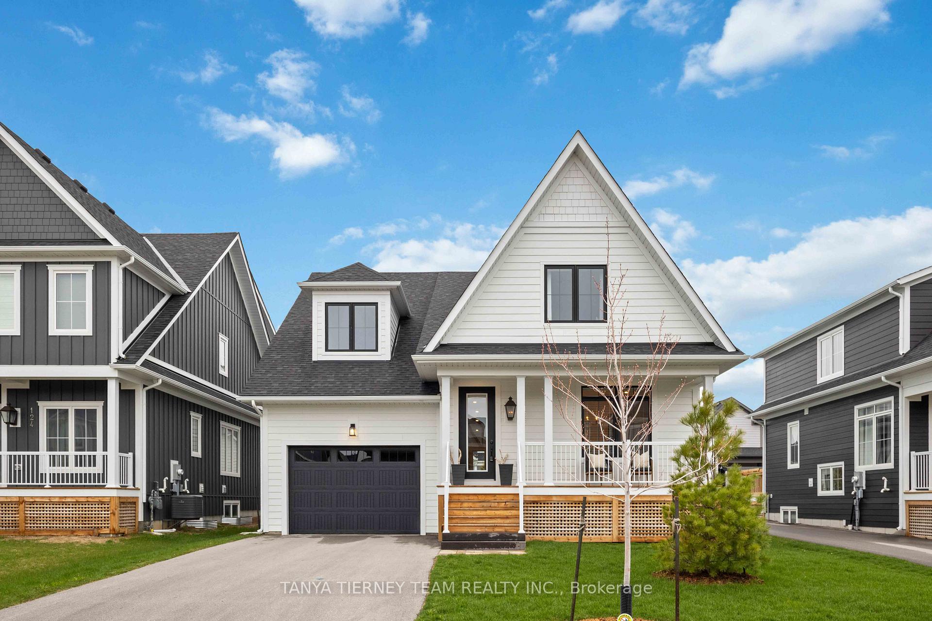 122 Courtland Street, Blue Mountains, ON, exterior