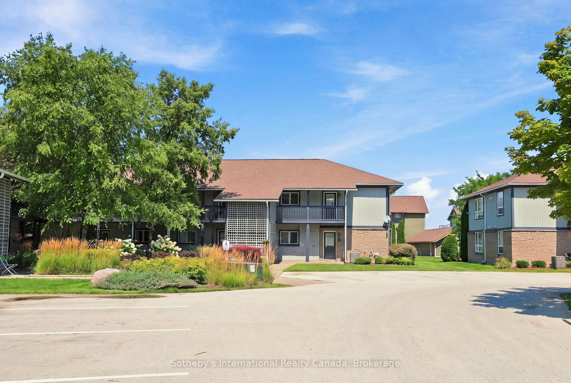 464 Mariners Way, Collingwood, ON, exterior