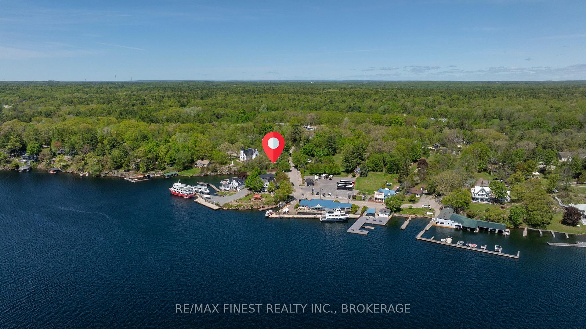 11 FRONT Street, Leeds and the Thousand Islands, ON, exterior